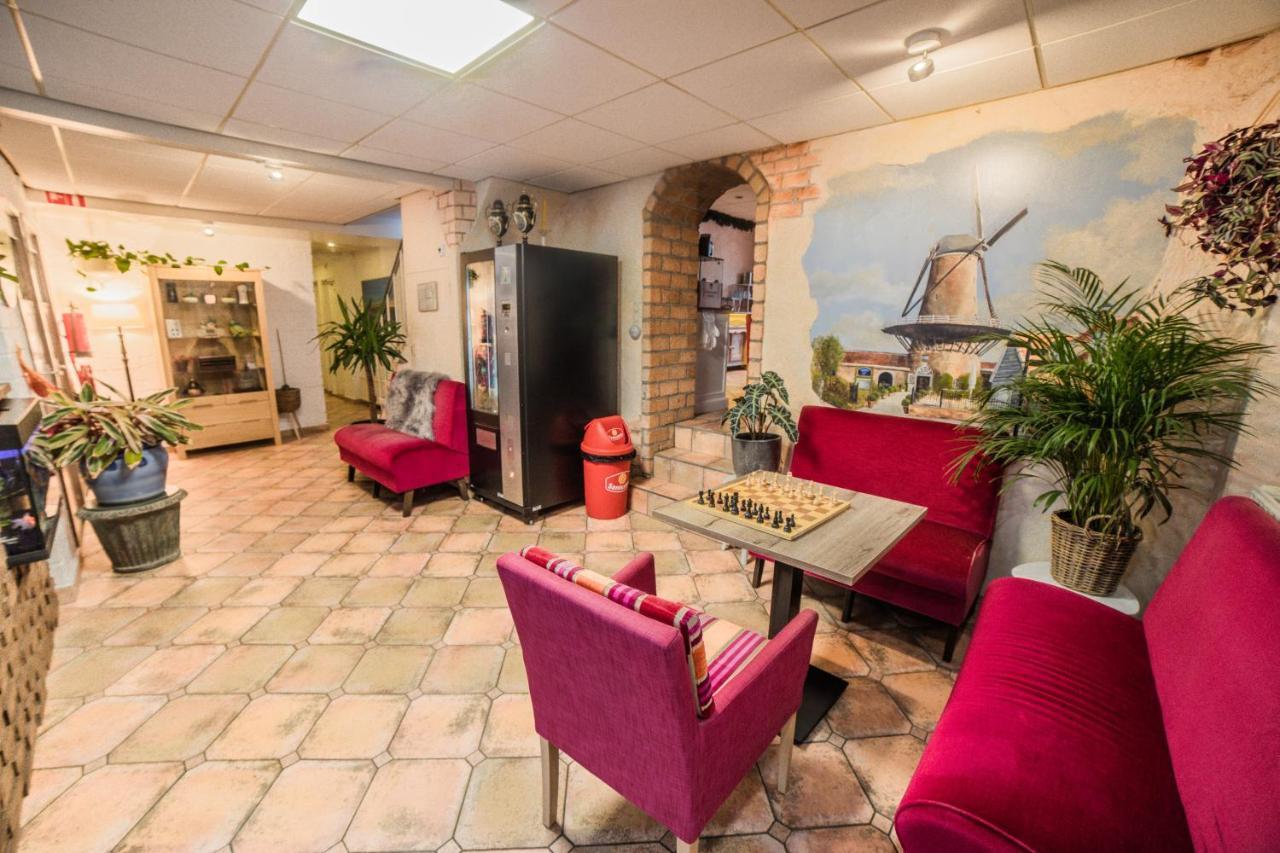 Hotel Le Provencal 슬루이스 외부 사진