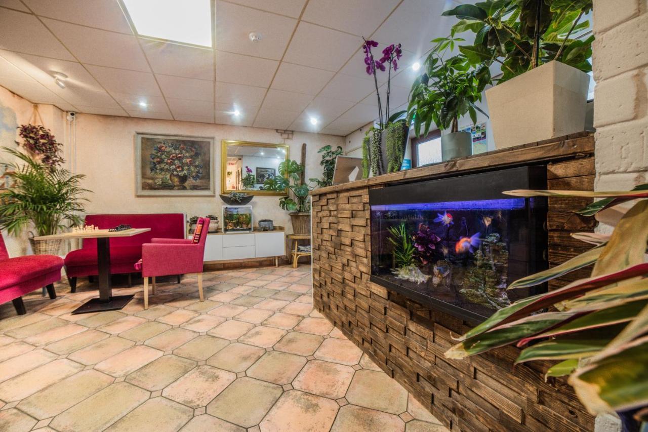 Hotel Le Provencal 슬루이스 외부 사진