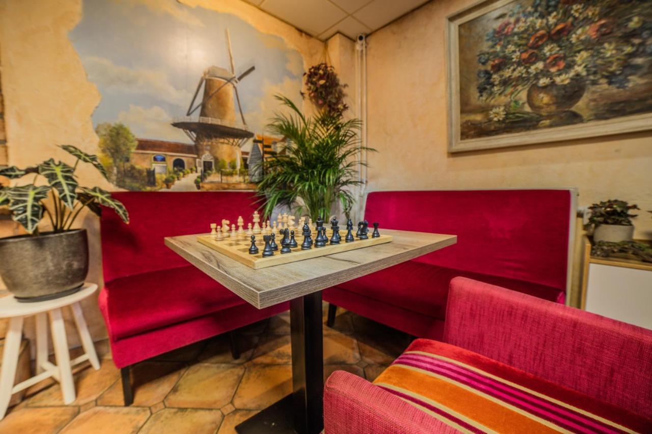 Hotel Le Provencal 슬루이스 외부 사진